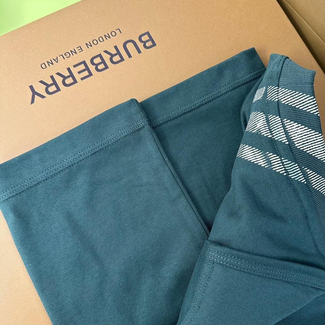 Burberry T-Shirt Without Collar Green | Luxury Cotton Tee | Banlieue91