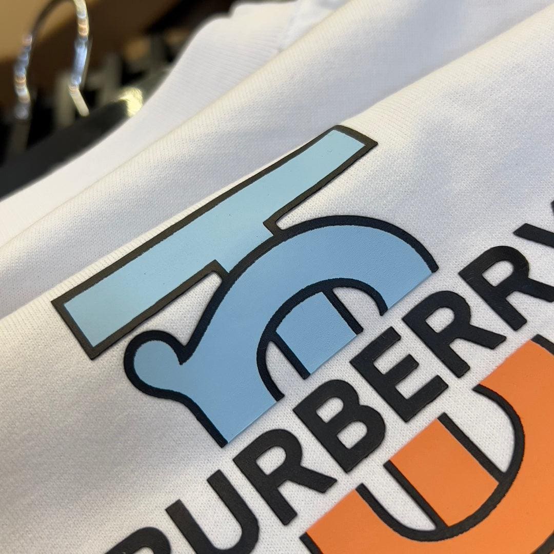 Burberry T-Shirt Without Collar 'White' | Banlieue91