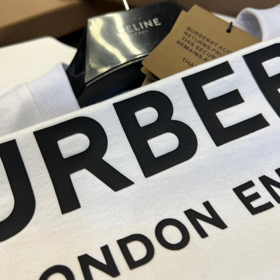 Burberry T-Shirt Without Collar 'White & Black' | Banlieue91