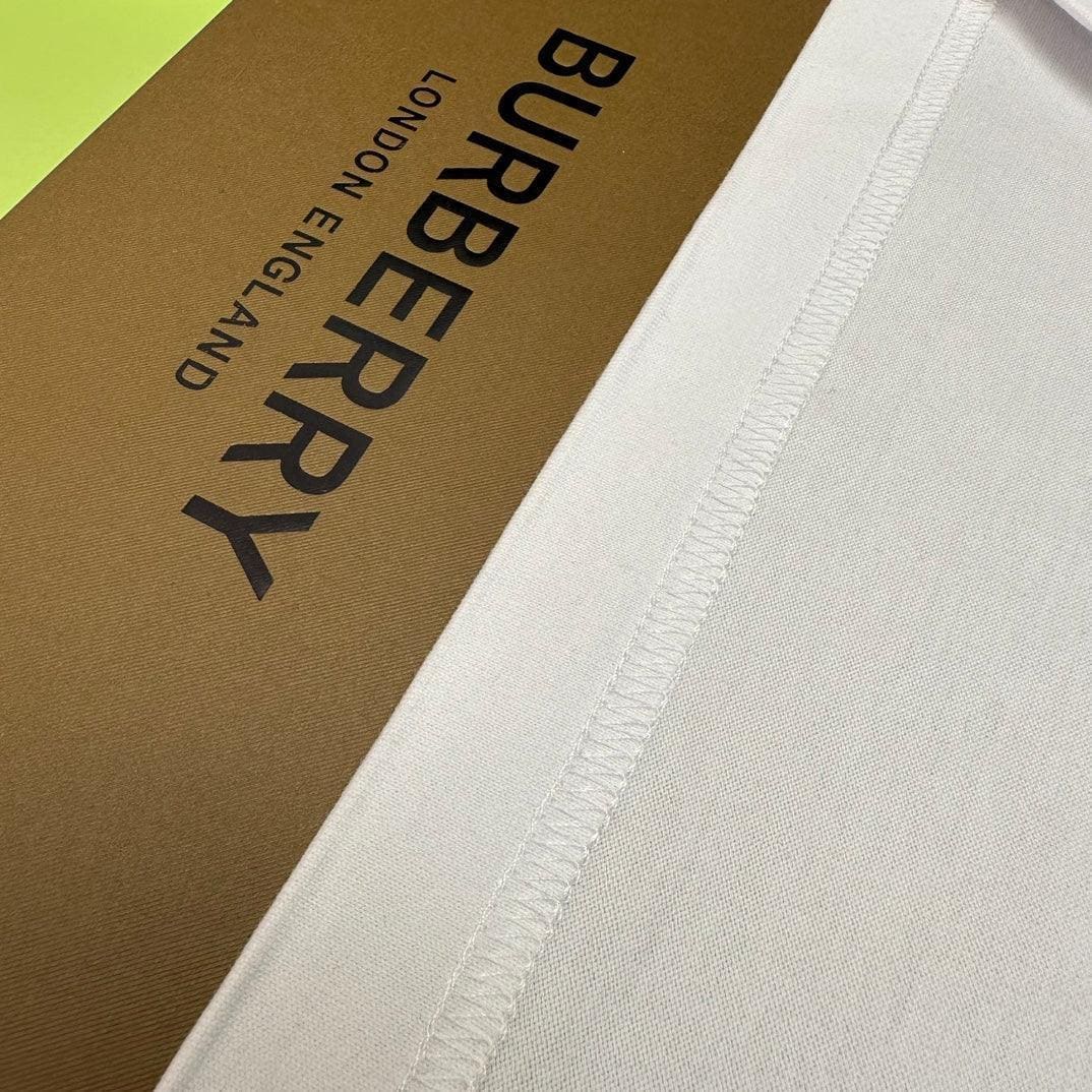 Burberry White T-Shirt Without Collar | Banlieue91