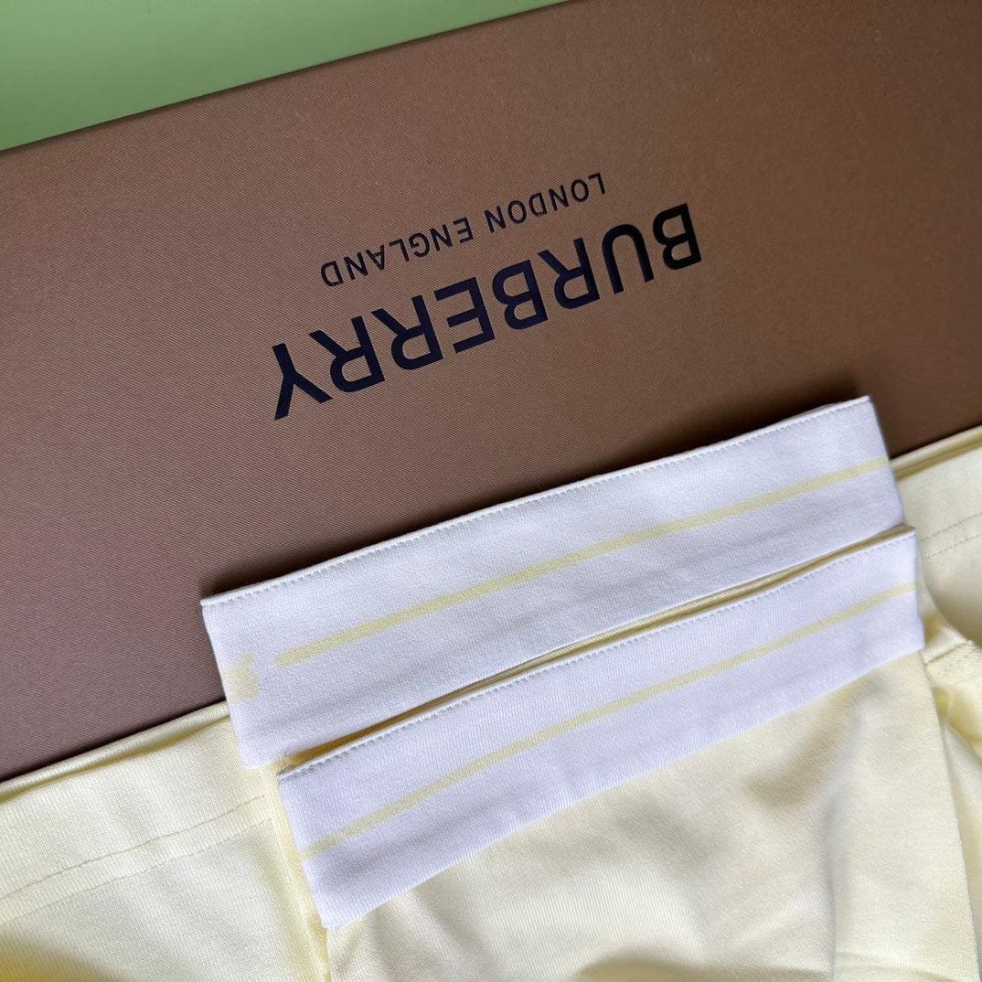 Burberry Yellow T-Shirt Without Collar | Banlieue91