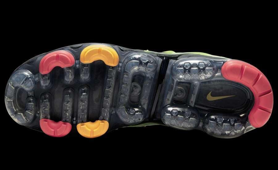 Nike Air VaporMax Plus 'Black Electric Green' - Banlieue91