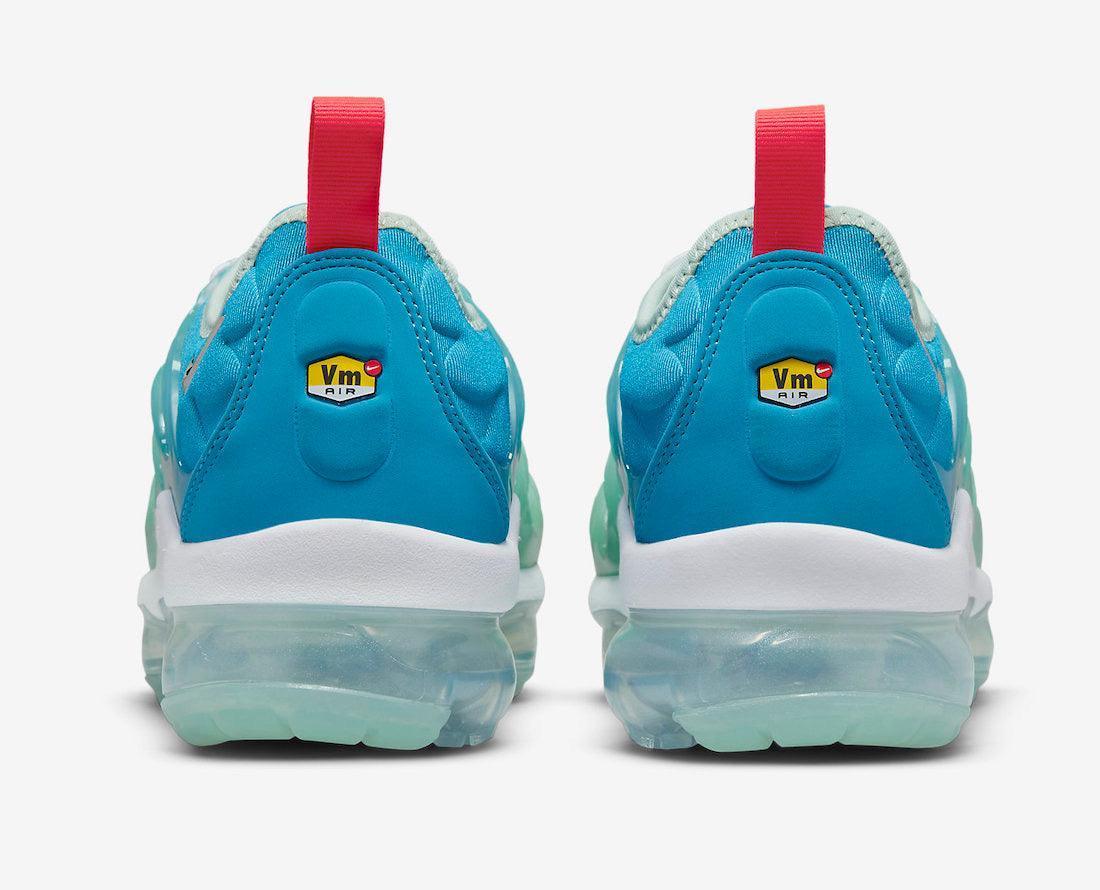 Nike Air VaporMax Plus 'Mint Foam Laser Blue' - Banlieue91