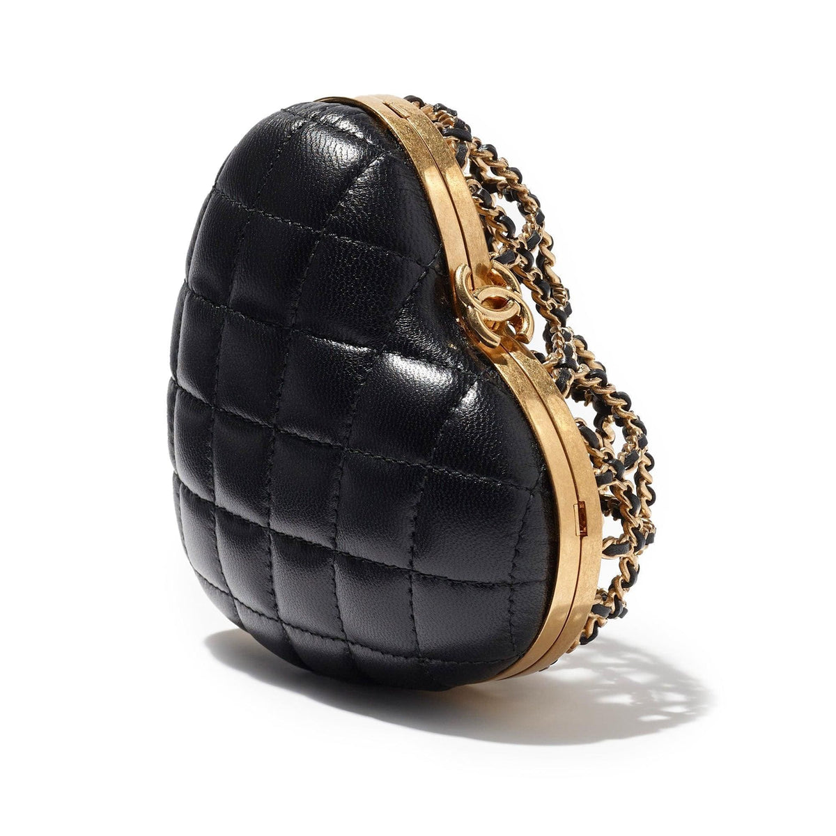 Chanel 2023 CC Heart Minaudiere Bag | Banlieue91
