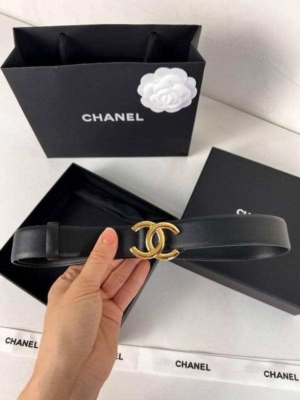 Chanel Leather Women’s Belt 'Black/Gold' | Banlieue91