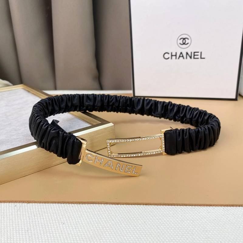 Chanel Logo Buckle Elastic Belt Leather with Metal and Crystals 'Black' | Banlieue91