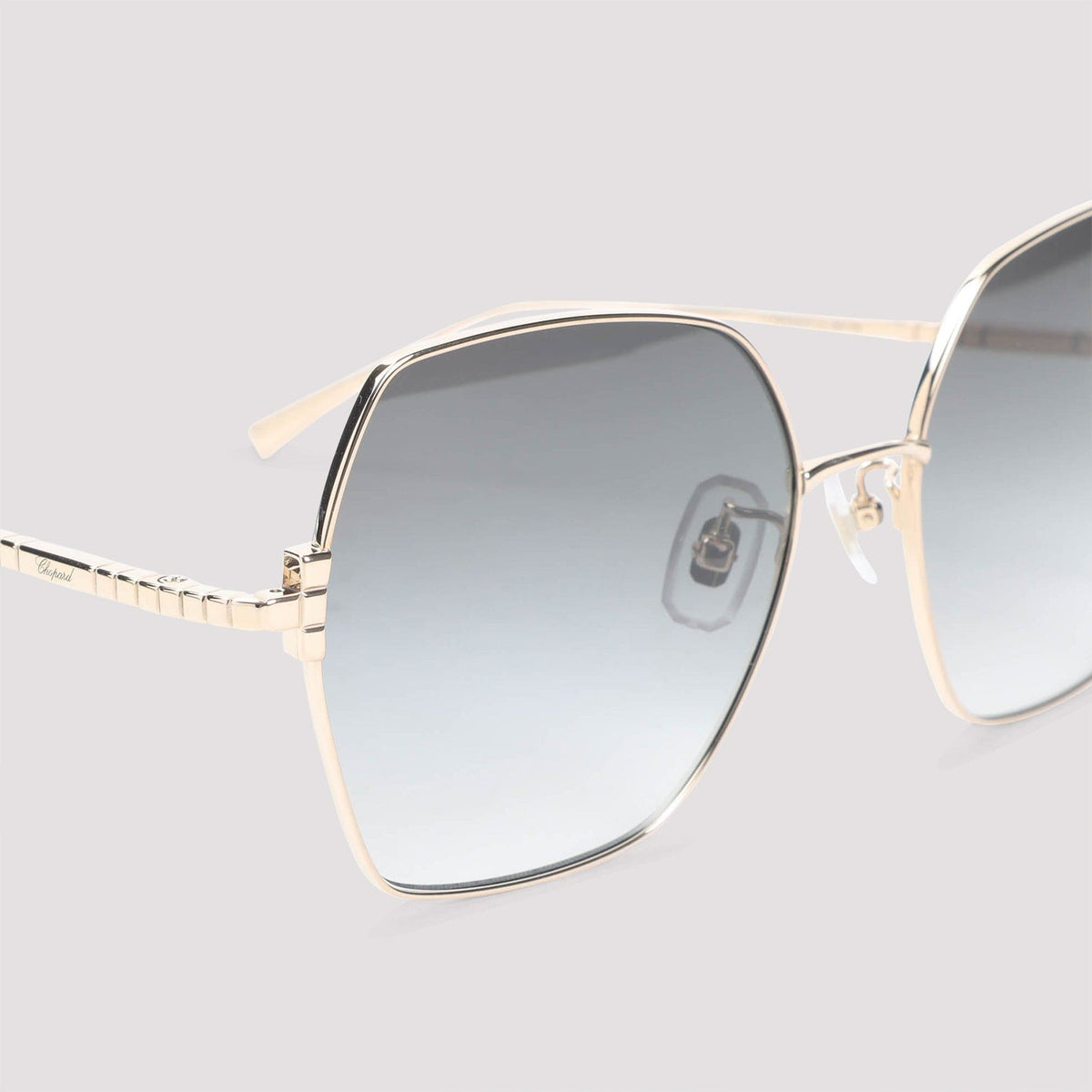 CHOPARD EYEWEAR Chic Metallic Women’s Sunglasses | Banlieue91