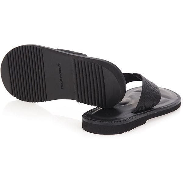 EMPORIO ARMANI Stylish Flip-Flop Sandals for Men | Banlieue91
