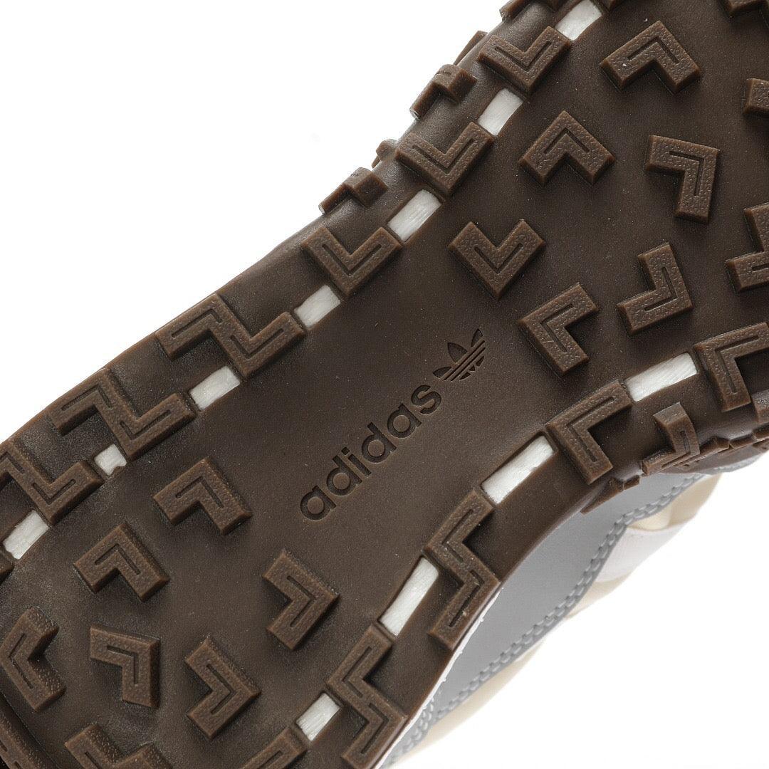 Adidas Retropy Boost E5 W.R.P E5 'GUM5' - Banlieue91