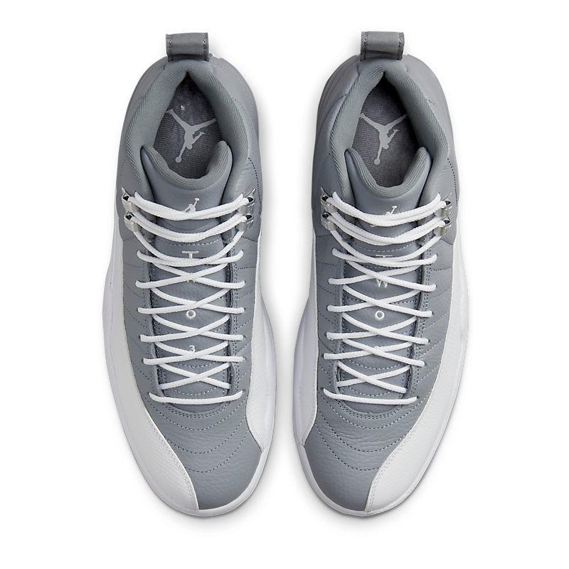 Air Jordan Retro 12 'Stealth' - Banlieue91