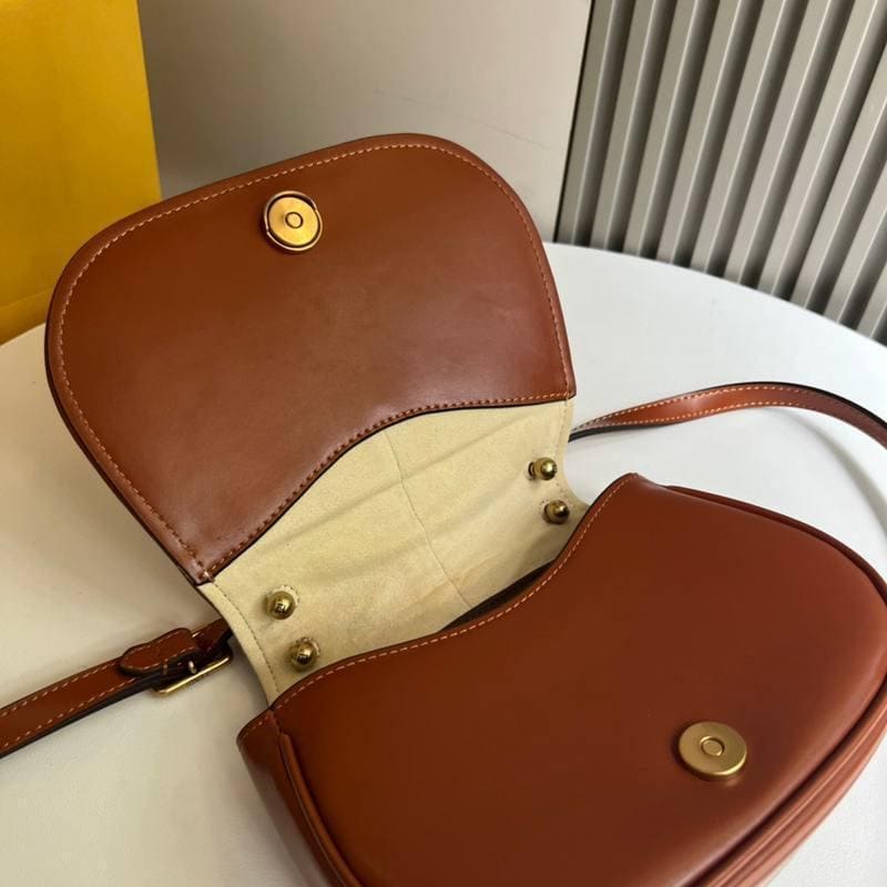 Fendi C’mon Small Brown FF jacquard fabric bag | Banlieue91
