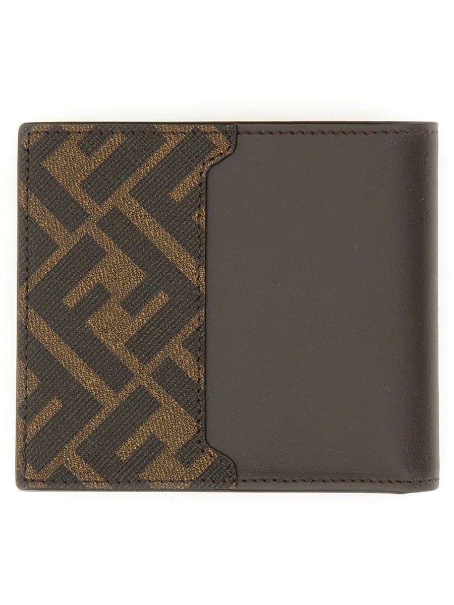 FENDI Mini Leather Wallet for Men - Elegant Accessory | Banlieue91