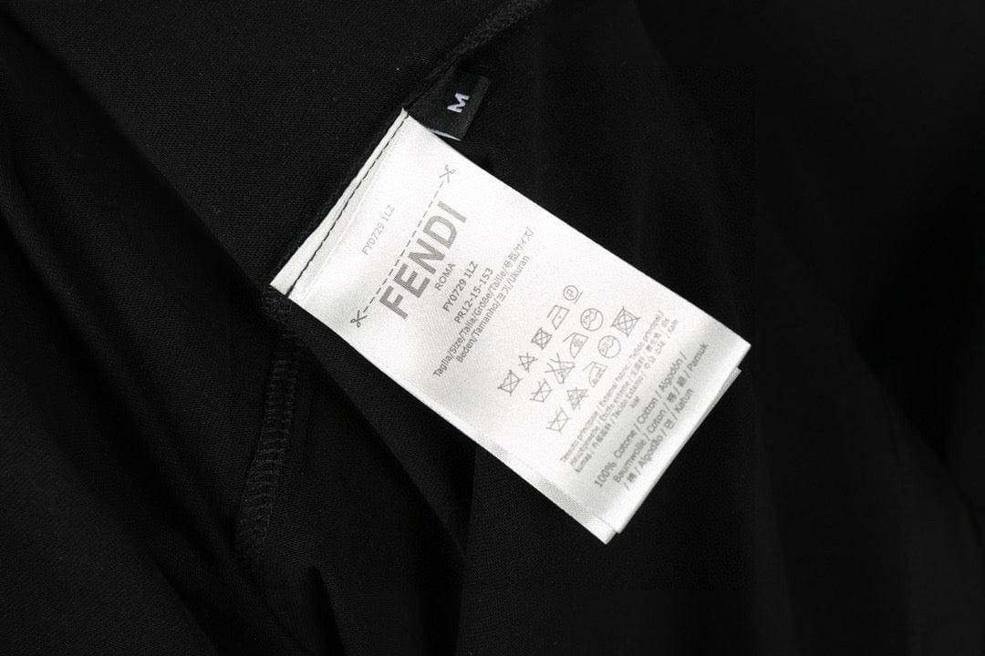Fendi T-Shirt without Collar 'Black' | Banlieue91