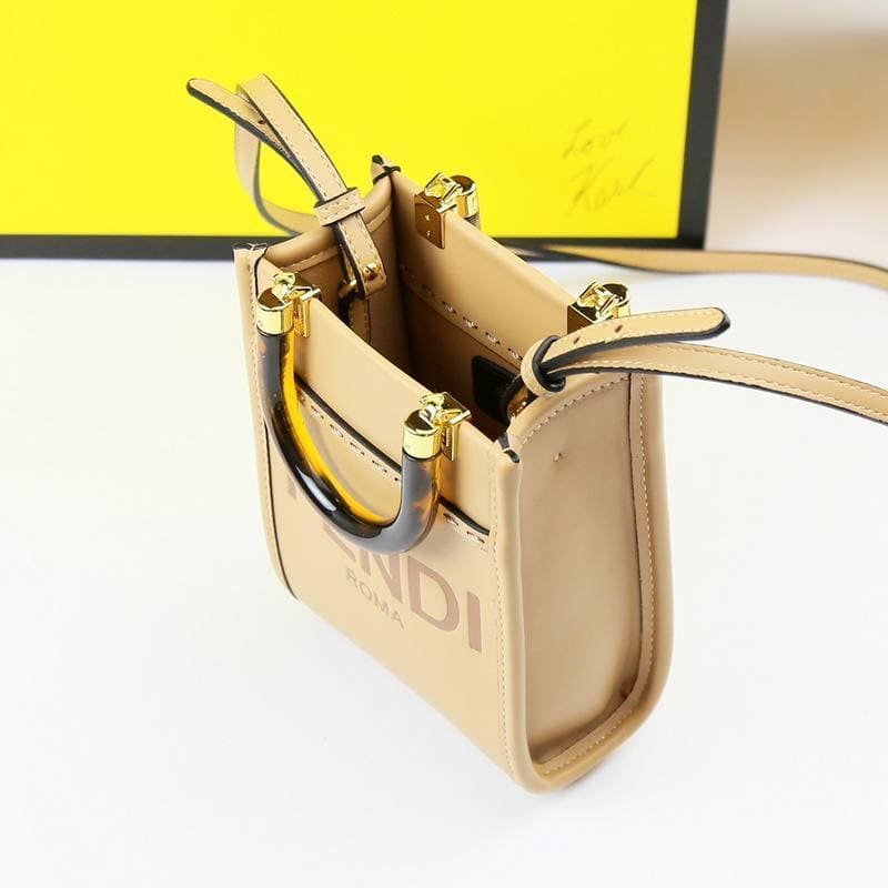 Fendi Vitello King Plexiglass Logo Embossed Mini Fendi Sunshine Shopper Tote | Banlieue91