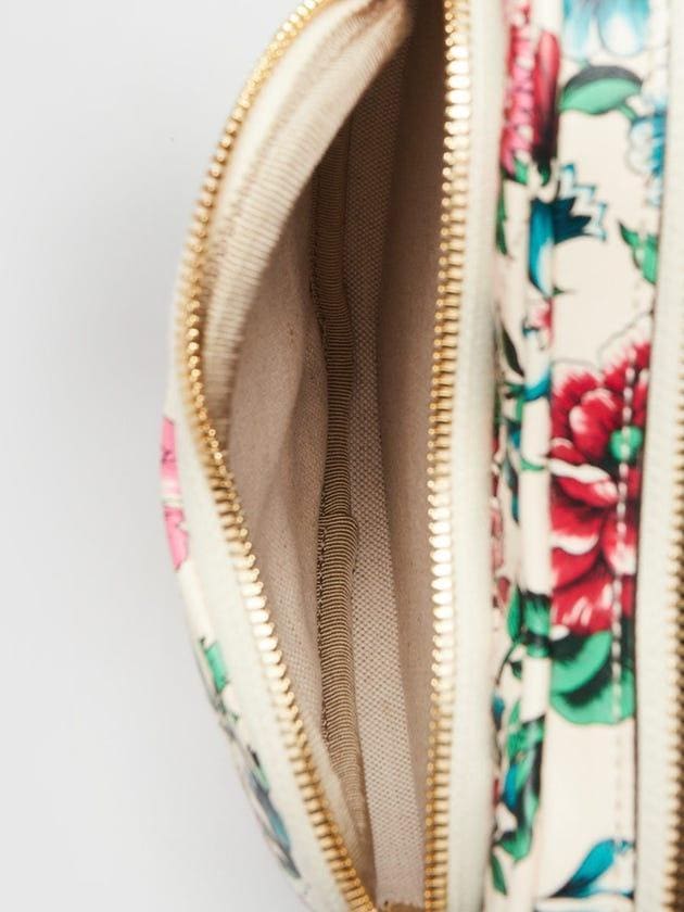 Gucci Brit Roses Print Quilted Leather Interlocking G Mini Heart Crossbody Bag | Banlieue91