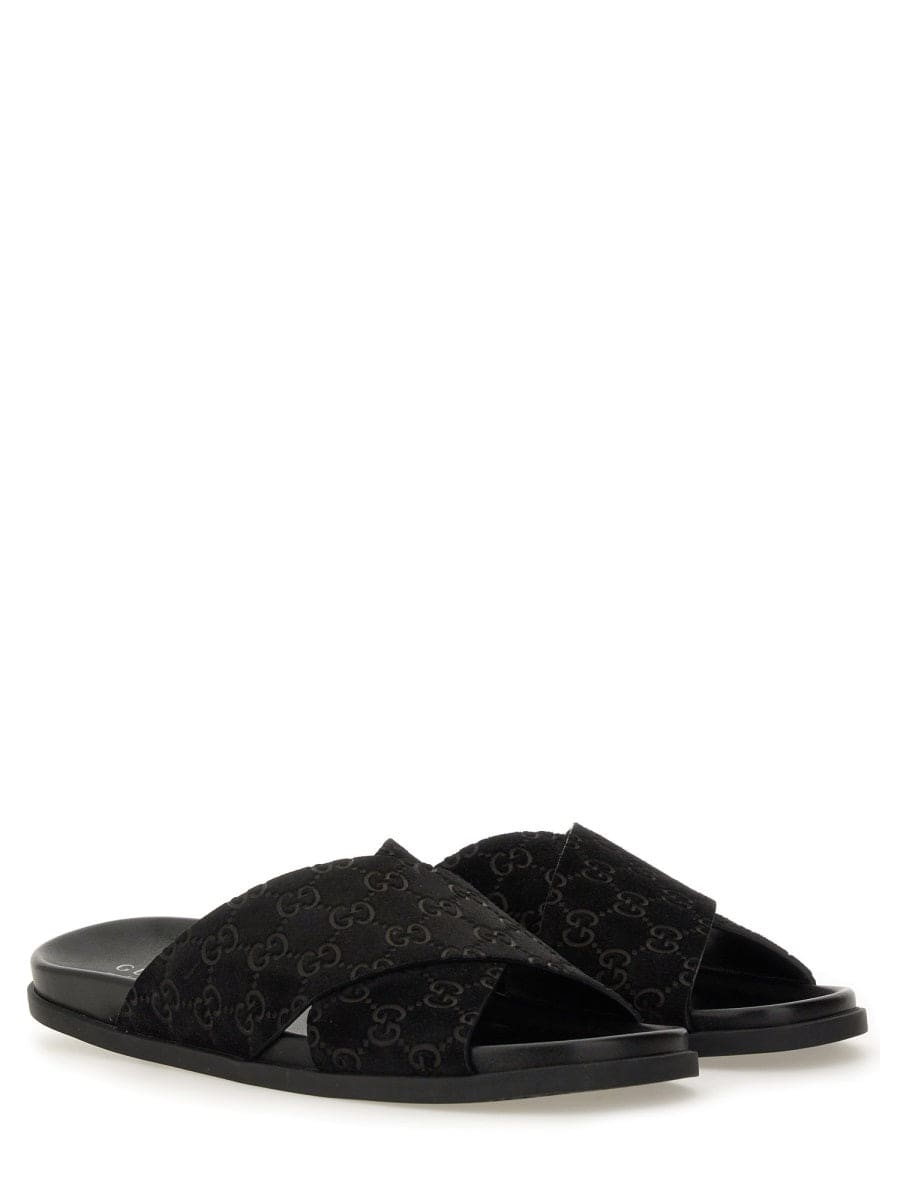 GUCCI Men's GG Pattern Slider Sandals - Stylish Comfort for Spring/Summer 2025, Made in Italy | Banlieue91