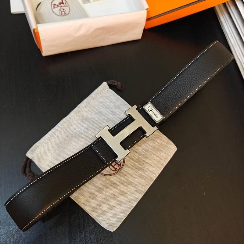 Hermès Black Leather Belt - Men's Silver 'H' Buckle Accessory | Banlieue91