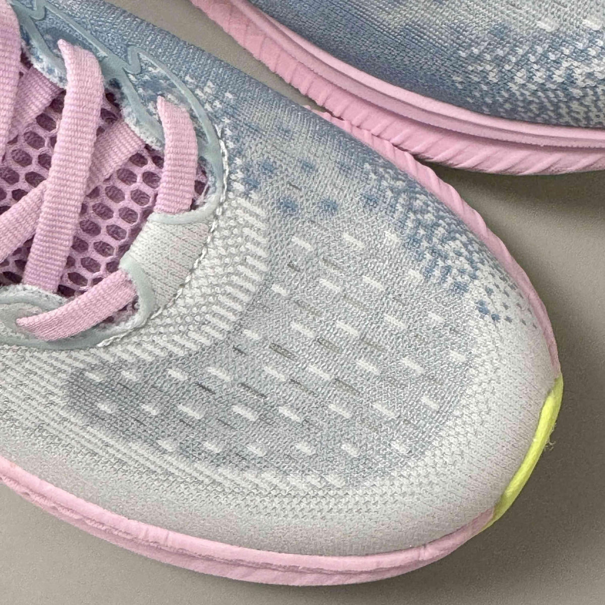 Hoka Mach 6 Illusion Dusk: Responsive Running Shoes – Energy Return | Banlieue91