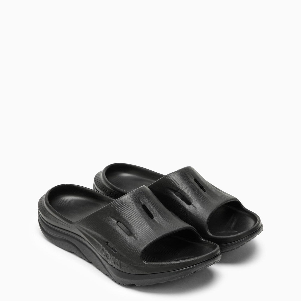 Hoka One One Black Ora Recovery Slide 3 | Banlieue91
