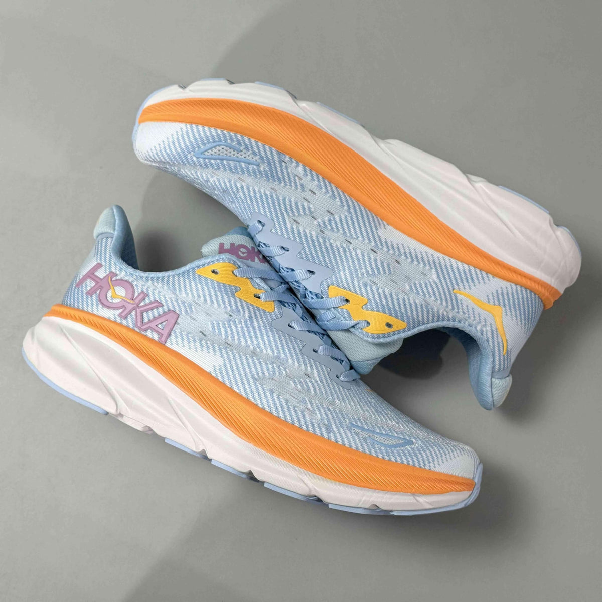 Hoka One One Clifton 9 'Airy Blue' | Banlieue91