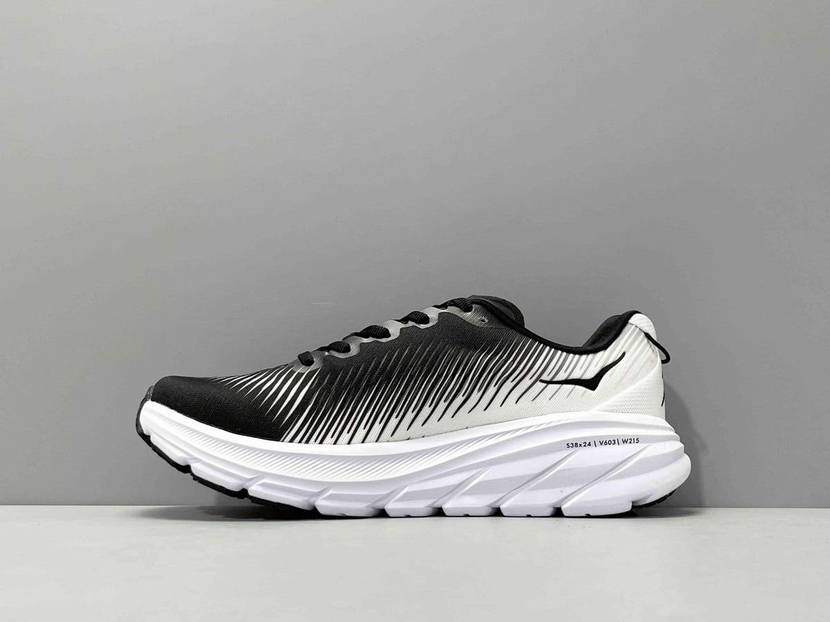 Hoka One One Rincon 3 'Black White' | Banlieue91