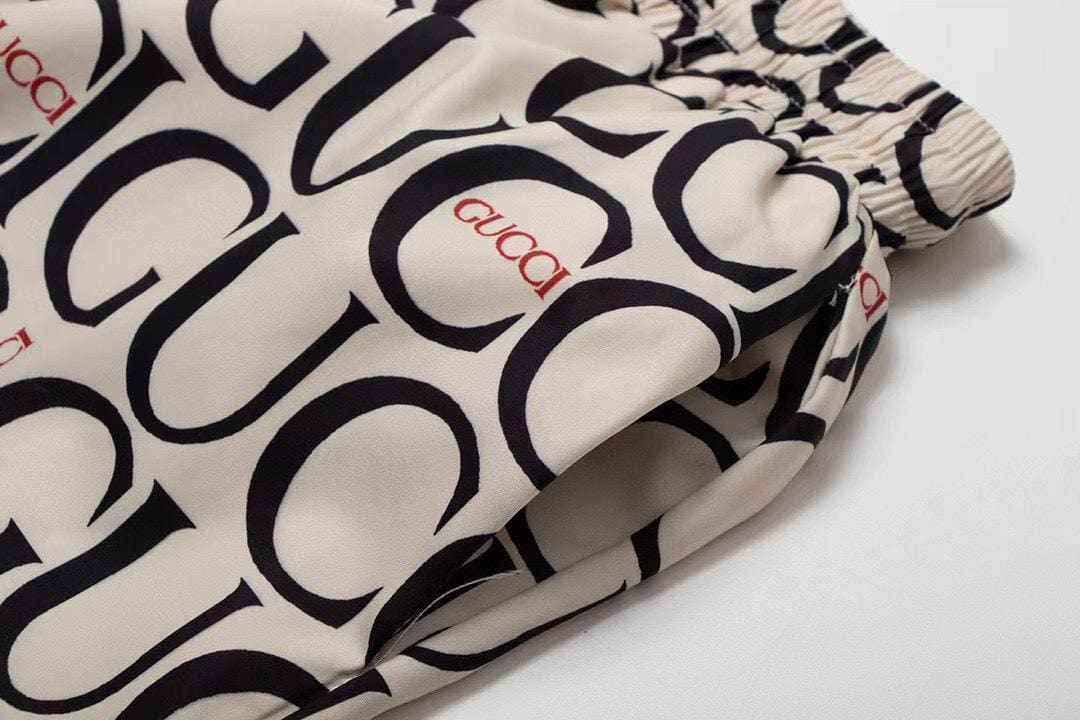Maxi Gucci Print Fabric Short 'Beige' | Banlieue91