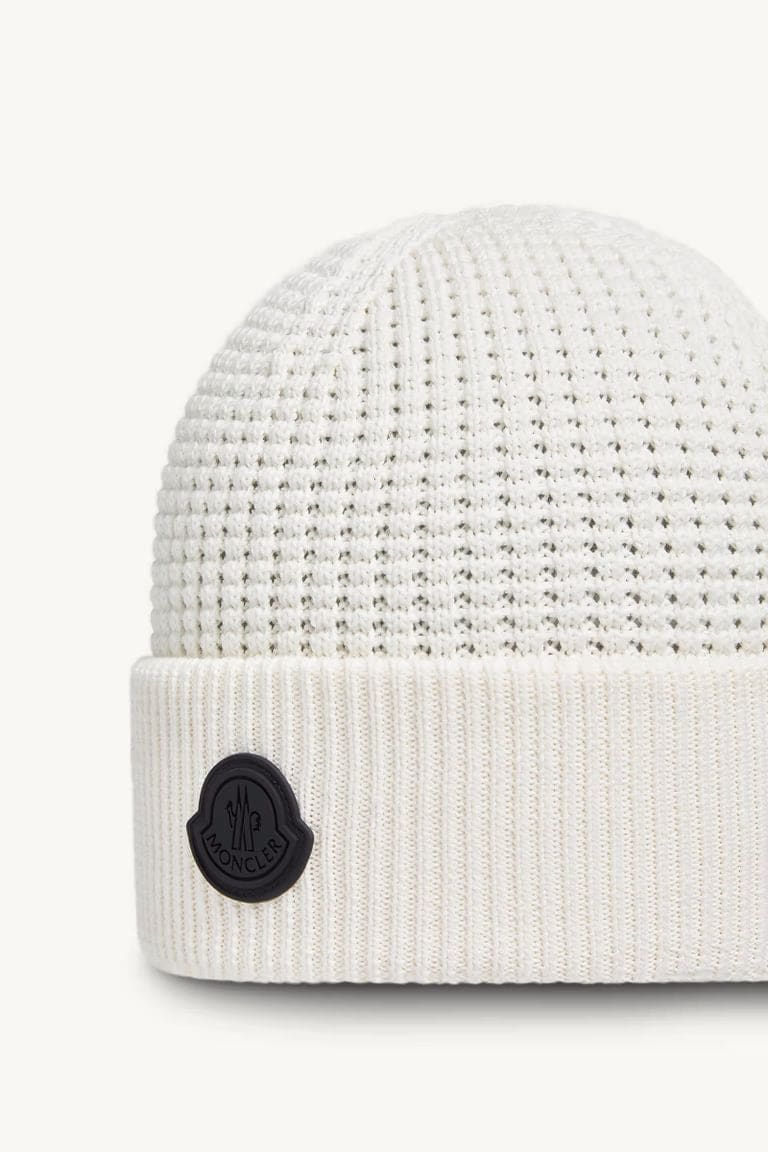 MONCLER Charismatic Logo Cotton Cap for Men | Banlieue91