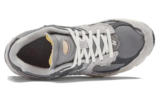 New Balance 2002R Protection Pack Rain Cloud Sneakers | Banlieue91