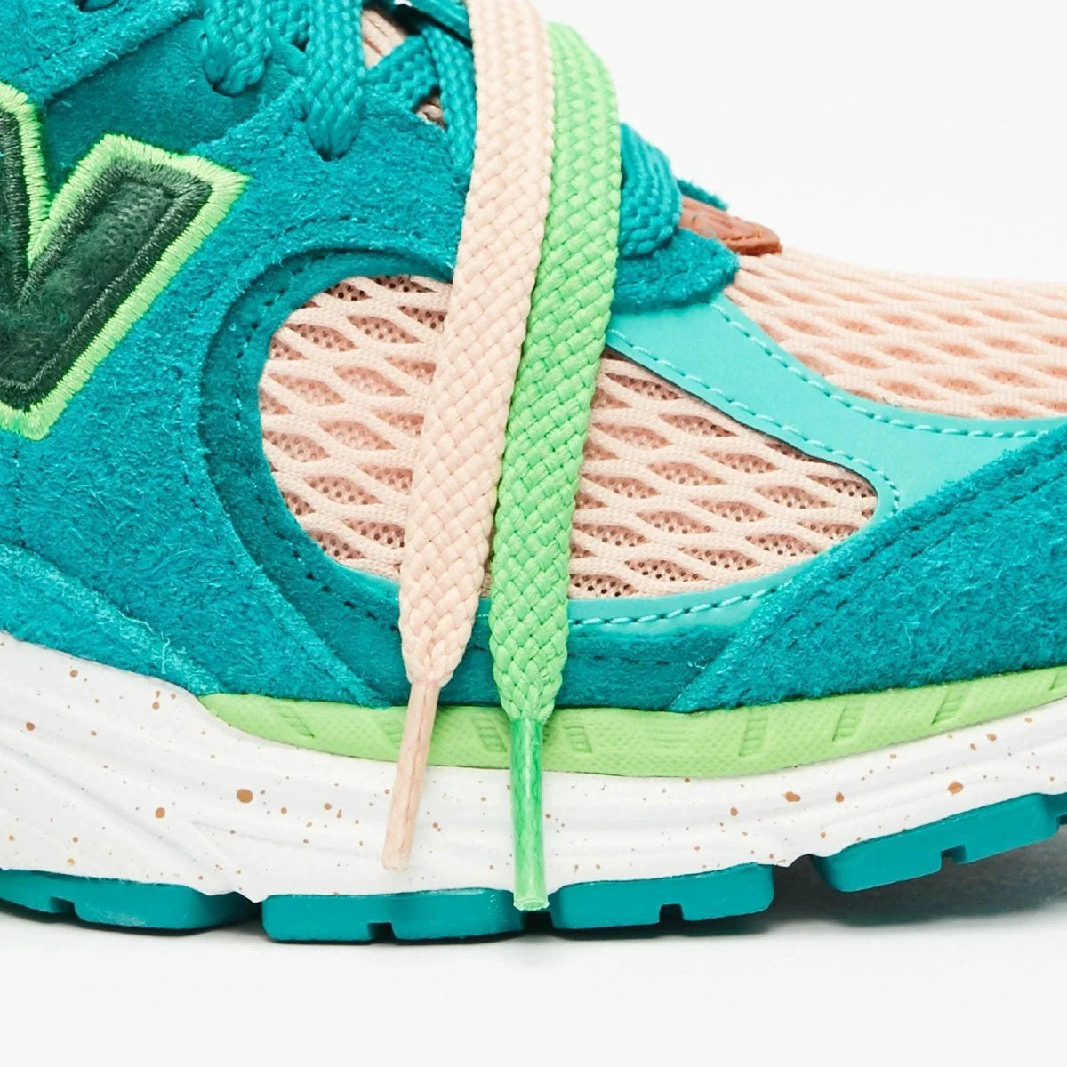 New Balance 2002R Salehe Bembury Water Be The Guide | Banlieue91