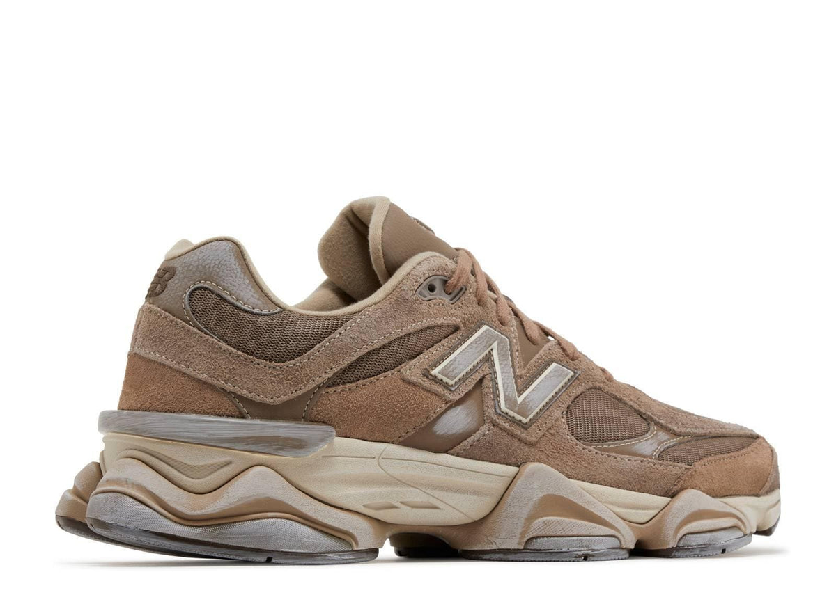 New Balance 9060 Mushroom Brown Sneakers – Vintage Inspired Comfort | Banlieue91