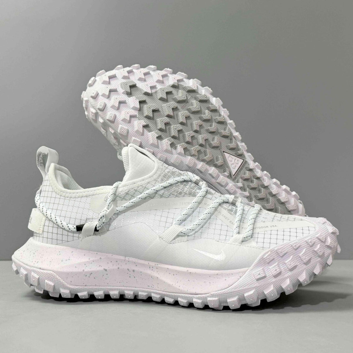 Nike ACG Mountain Fly Low Gore-Tex SE 'Triple White' | Banlieue91