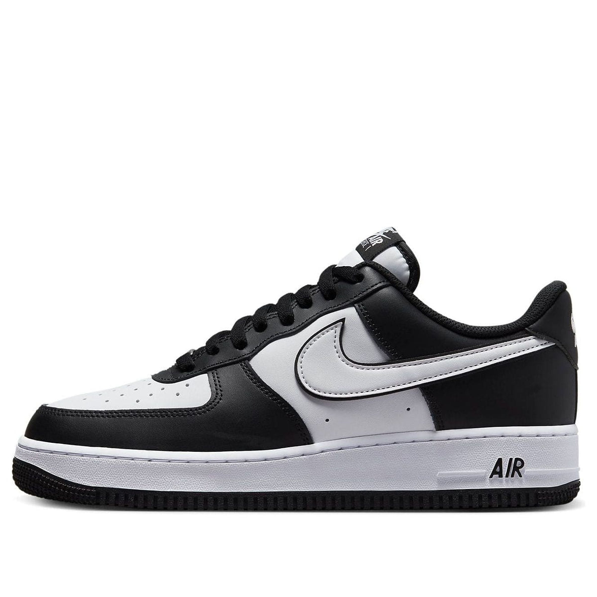 Nike Air Force 1 '07 'Panda' | Banlieue91