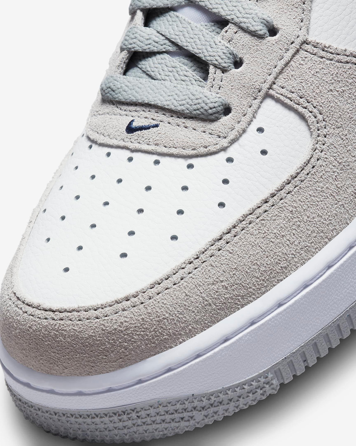 Nike Air Force 1 Low '07 'Light Smoke Grey Midnight Navy' | Banlieue91