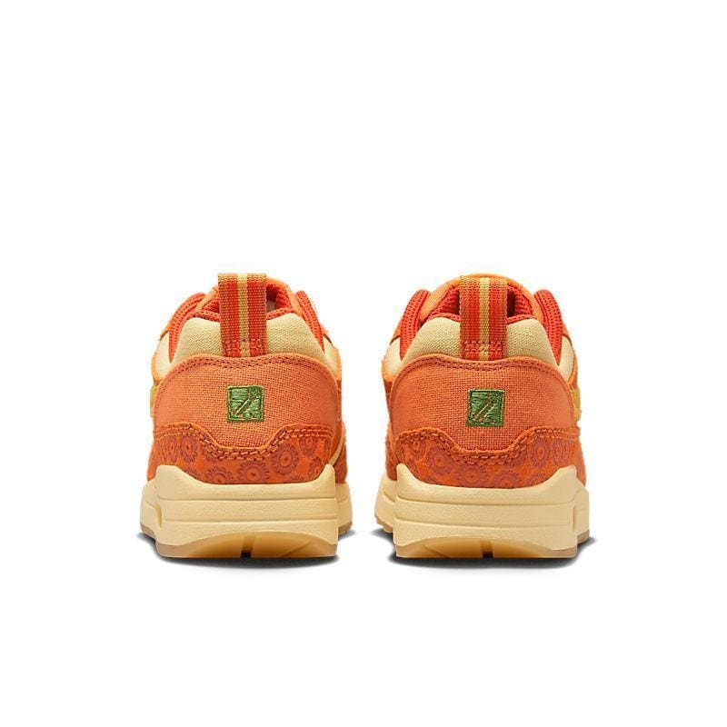 Nike Air Max 87 'Somos Familia' | Banlieue91