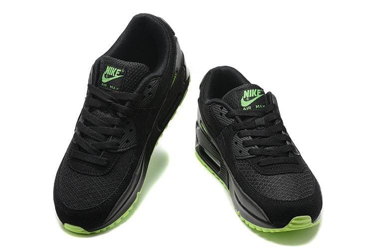 Nike Air Max 90 'Black Chlorophyll' | Banlieue91