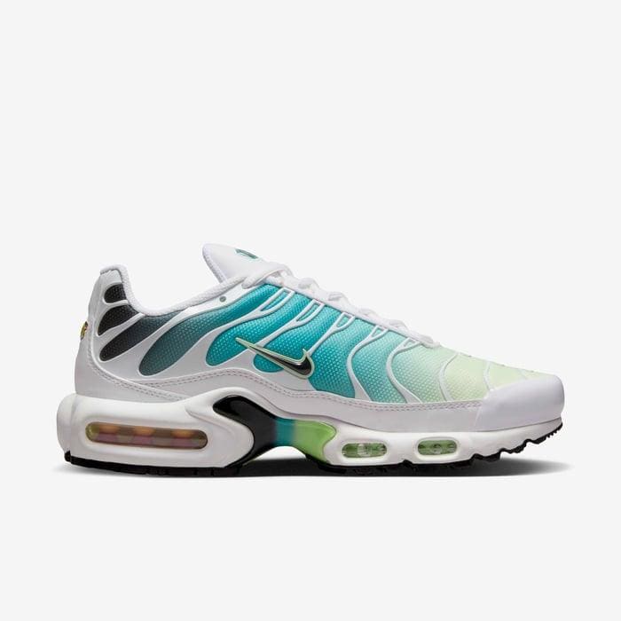 Nike Air Max Plus 'Dusty Cactus Barely Volt' | Banlieue91
