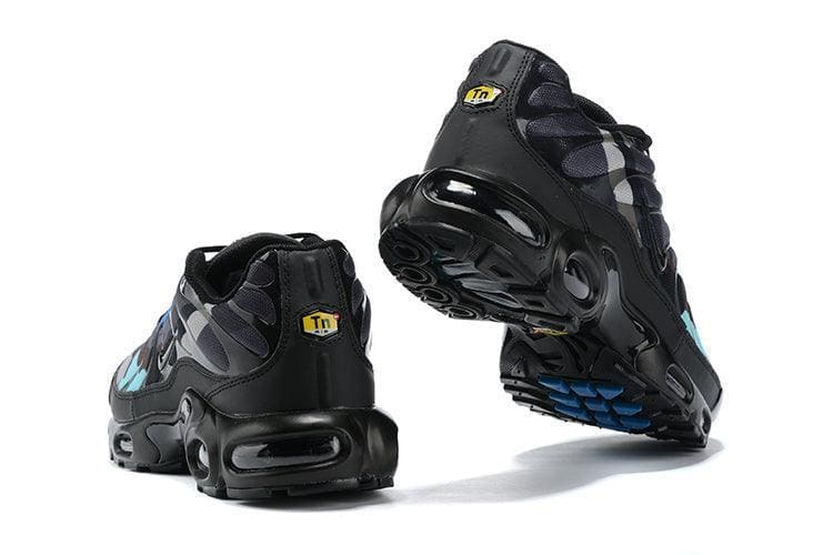 Nike Air Max Plus 'Off Noir Black Enamel Green' | Banlieue91