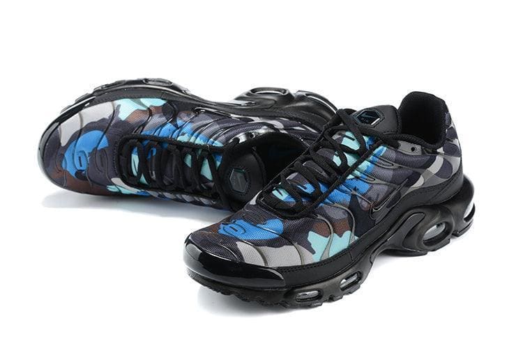 Nike Air Max Plus 'Off Noir Black Enamel Green' | Banlieue91