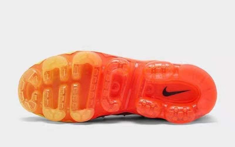 Nike Air VaporMax Plus 'Fresh' Sneakers - Vibrant Style & Comfort | Banlieue91