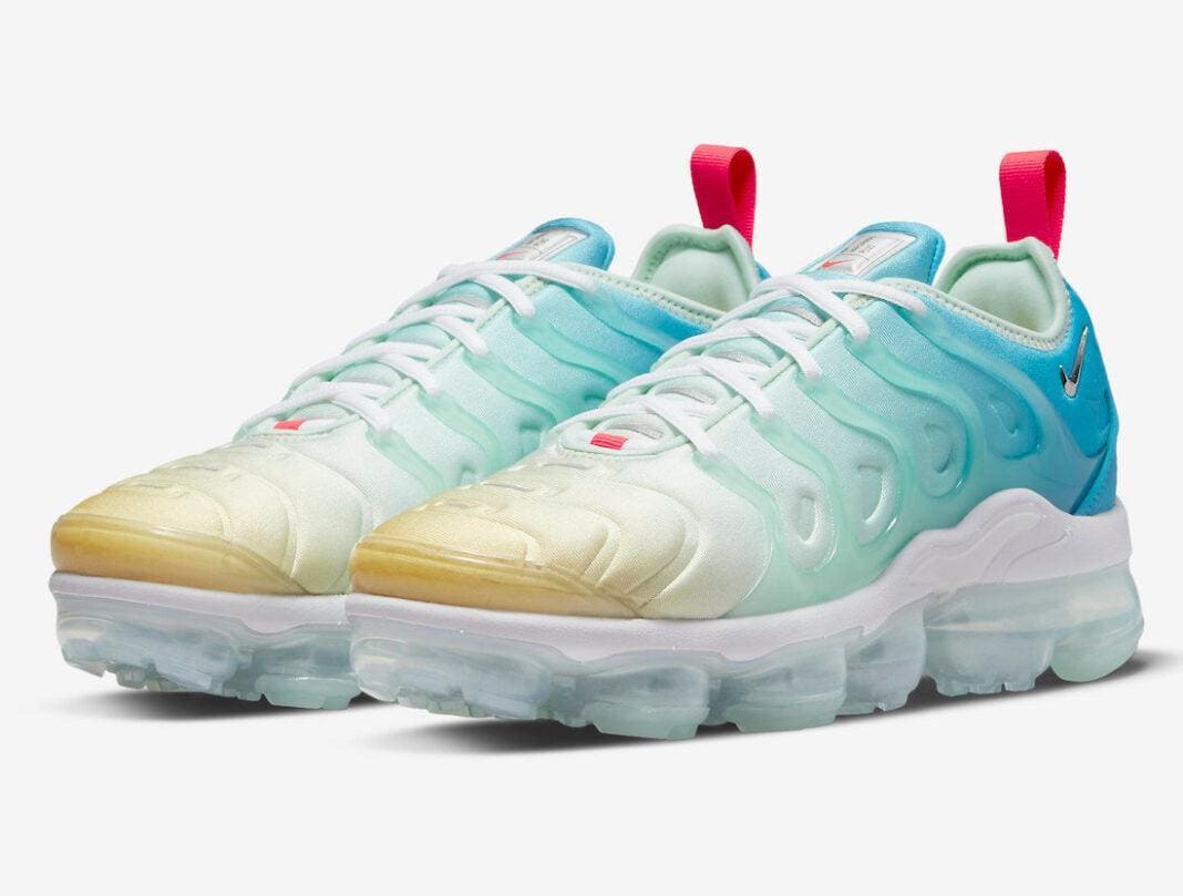 Nike Air VaporMax Plus 'Mint Foam Laser Blue' | Banlieue91