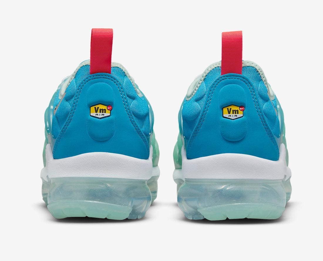 Nike Air VaporMax Plus 'Mint Foam Laser Blue' | Banlieue91