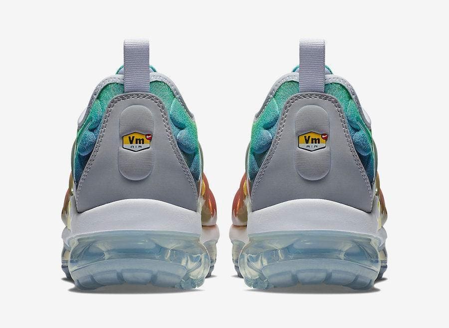Nike Air VaporMax Plus 'Rainbow' | Banlieue91
