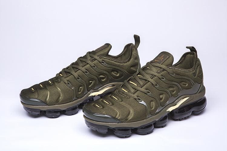 Nike Air VaporMax Plus 'Rough Green' Sneakers – Lightweight Comfort | Banlieue91