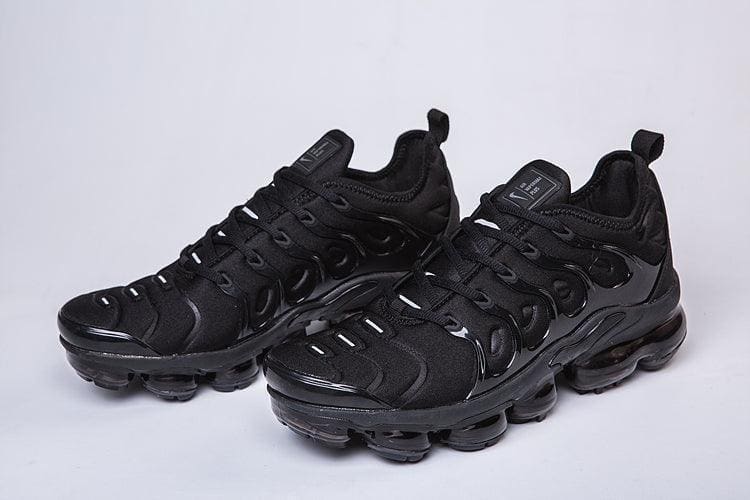 Nike Air VaporMax Plus Triple Black Sneakers – All-Day Comfort | Banlieue91