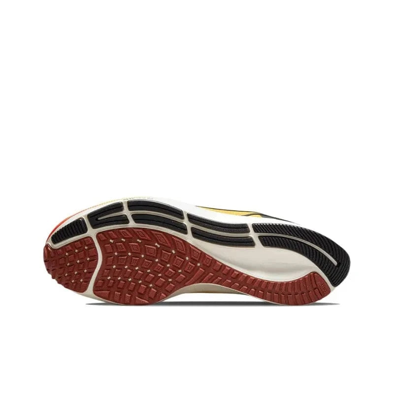 Nike Air Zoom Pegasus 38 University Gold Black | Banlieue91