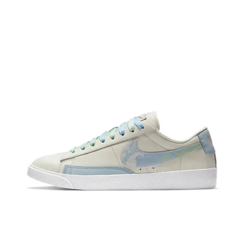Nike Blazer Low Lx 'Sail Celestine Blue' | Banlieue91