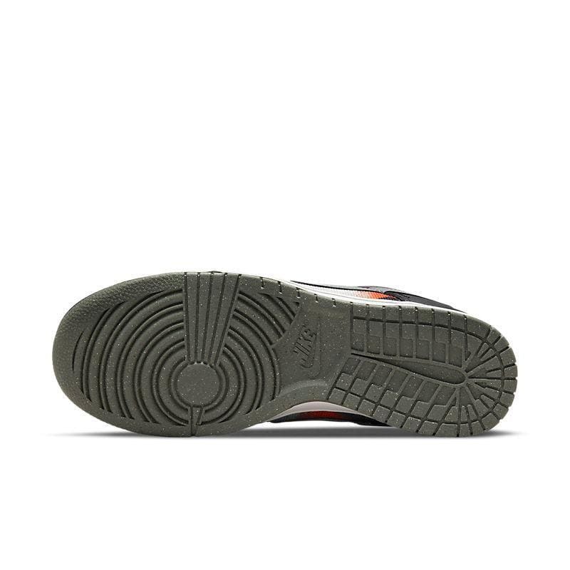 Nike Dunk Low Graffiti Black Red | Banlieue91