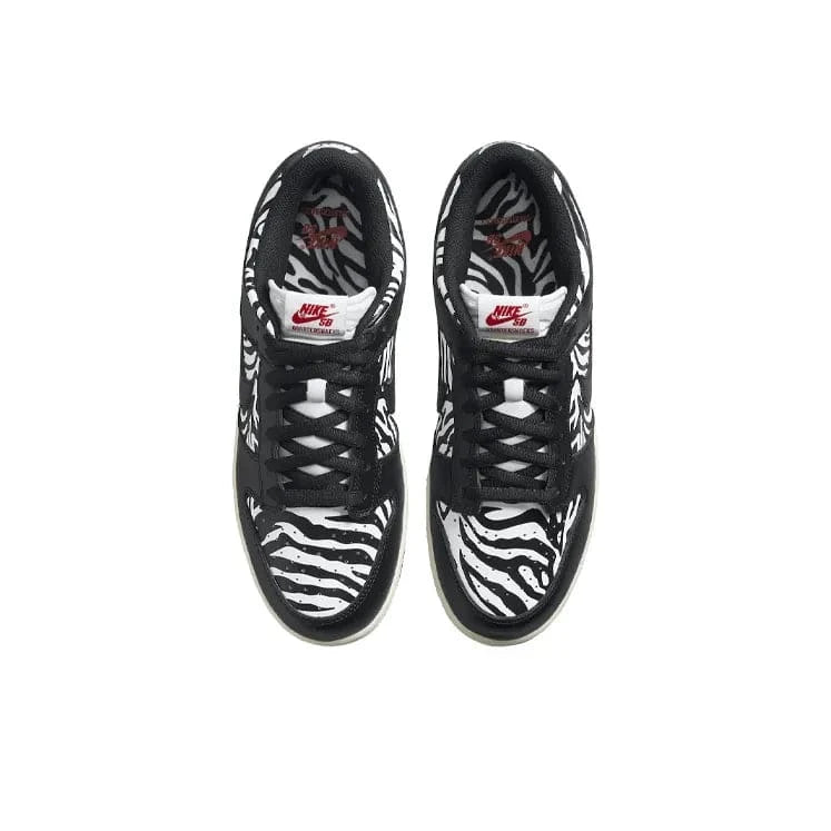 Nike SB Dunk Low OG QS Quartersnacks Zebra | Banlieue91