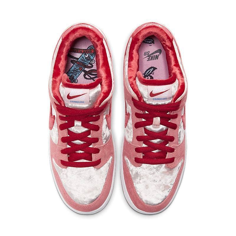 Nike SB Dunk Low StrangeLove Skateboards | Banlieue91