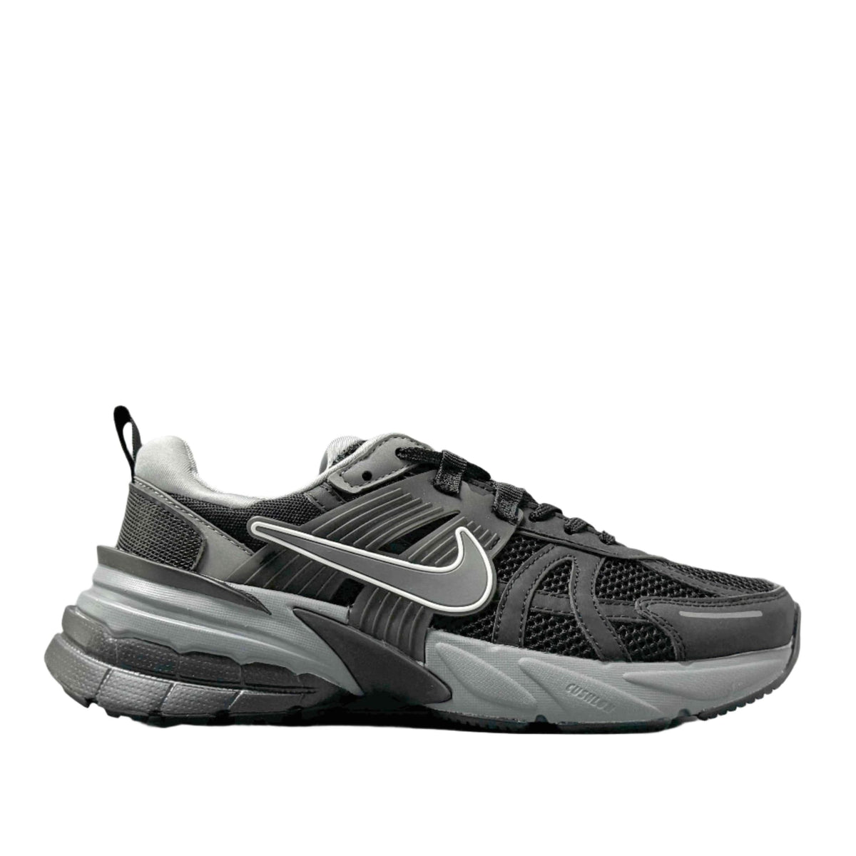 Nike V2K Run 'Black Dark Smoke Grey' | Banlieue91